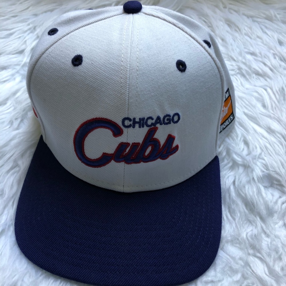 Chicago Cubs Hat - Picture 2 of 5